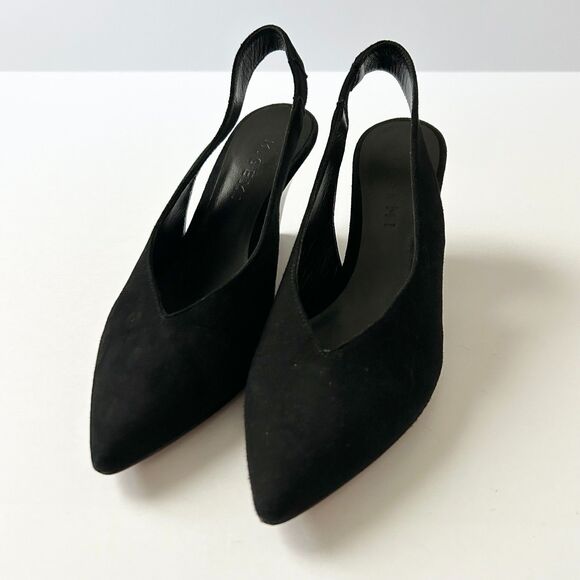 M. Gemi Pointed Toe Slingback Wedge Heel Pump in Black Suede Size 36 IT 6 US - Picture 2 of 8